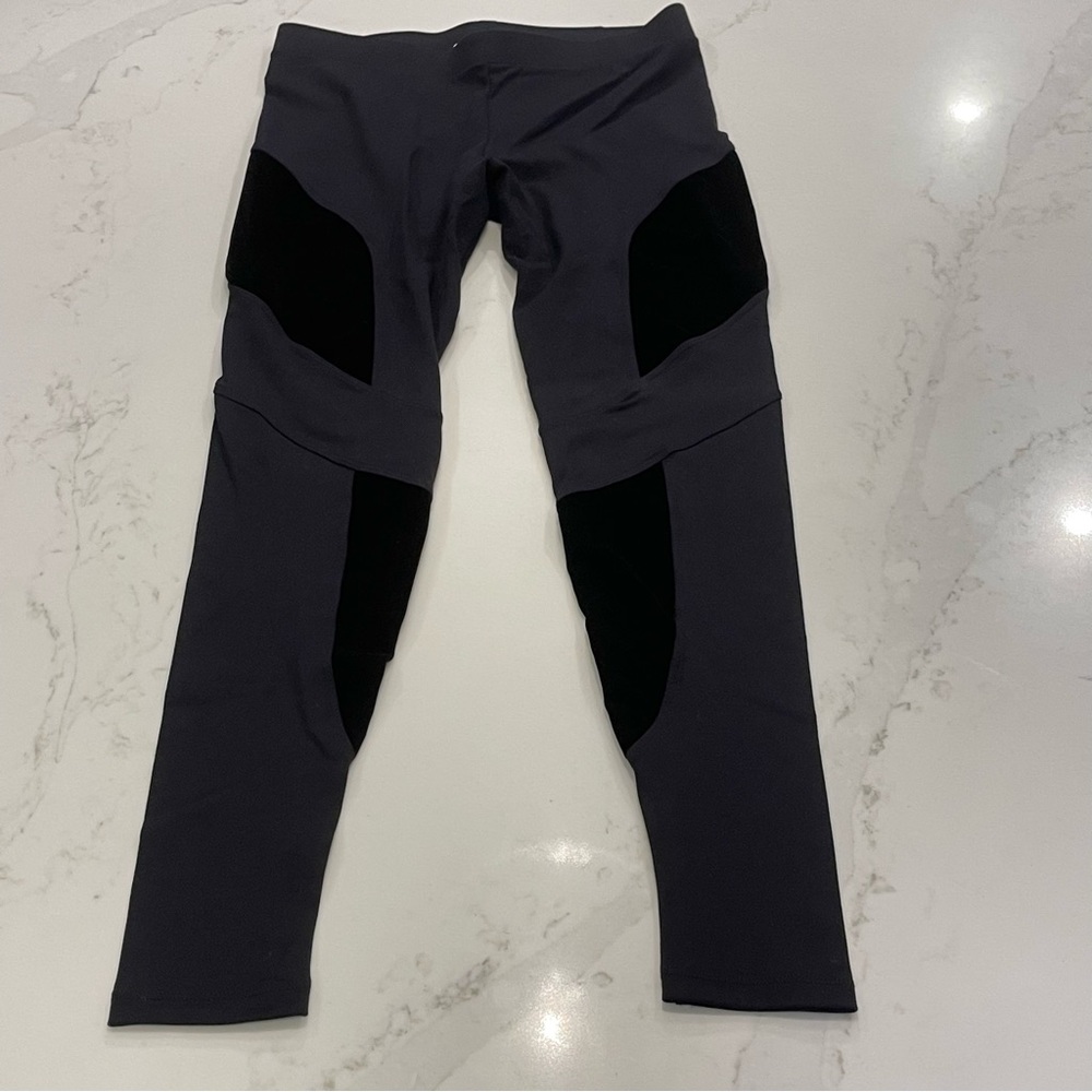 Morrissey Y Dark Gray and Black with Velvet Detail Skinny Leggings